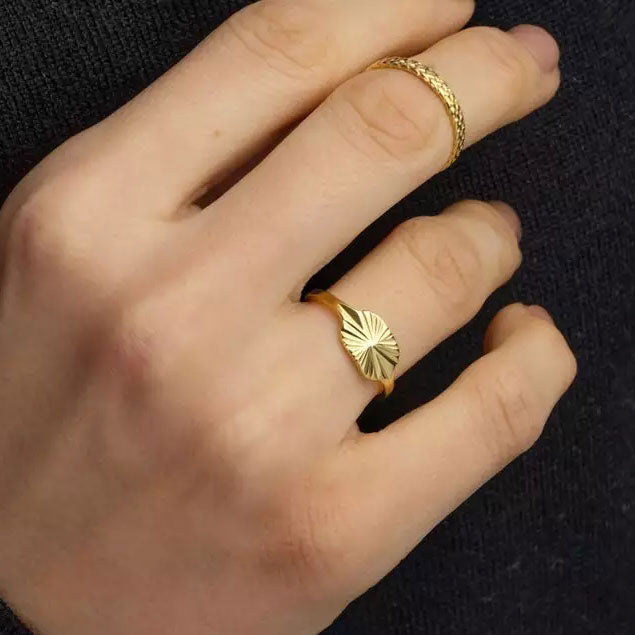 Clara | Sunray Ring 18K Gold