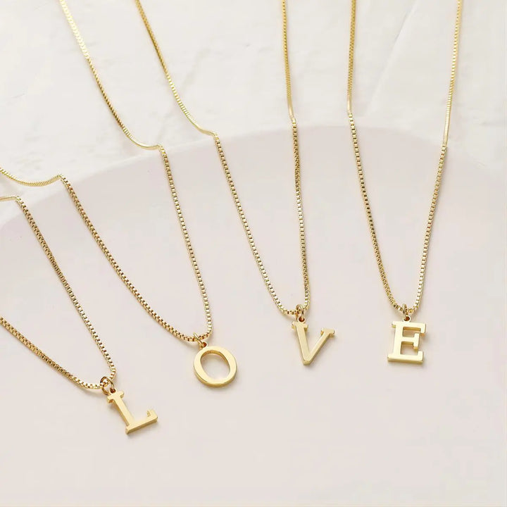 Clara | Initials Necklace in 18K Gold