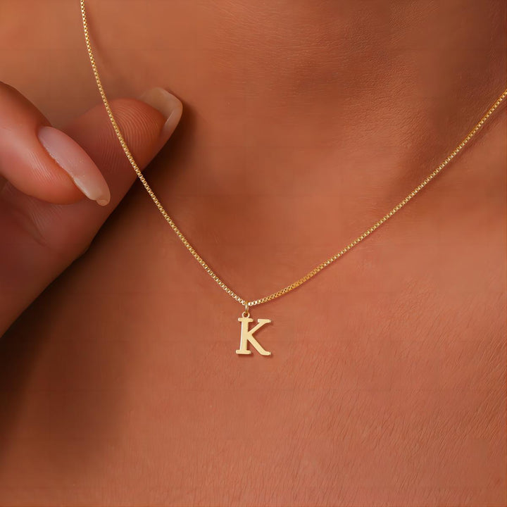 Clara | Initials Necklace in 18K Gold