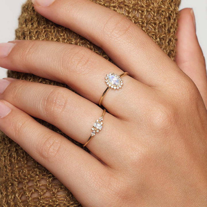 Clara | Violet Diamond Ring 18k Gold