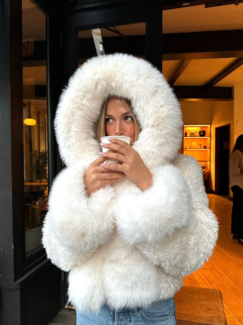 Henna | Fur Coat