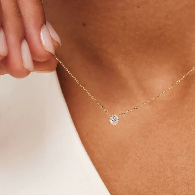 Clara | Moissanite Stone Necklace 14k Gold